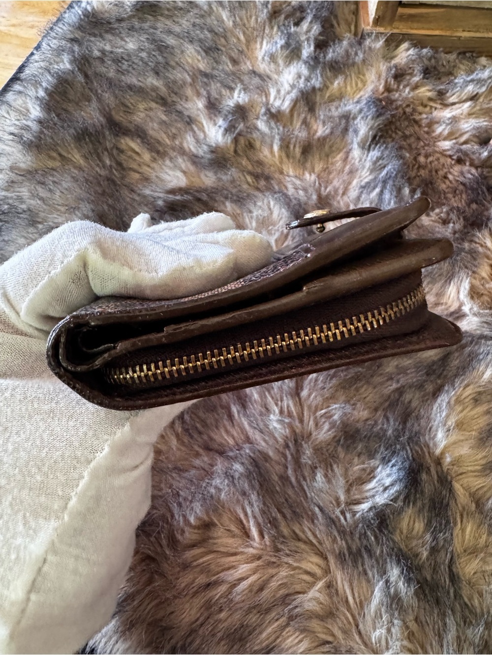 Louis Vuitton
Vintage 1999 Compact damier brown Zippé Wallet - Picture 15 of 16
